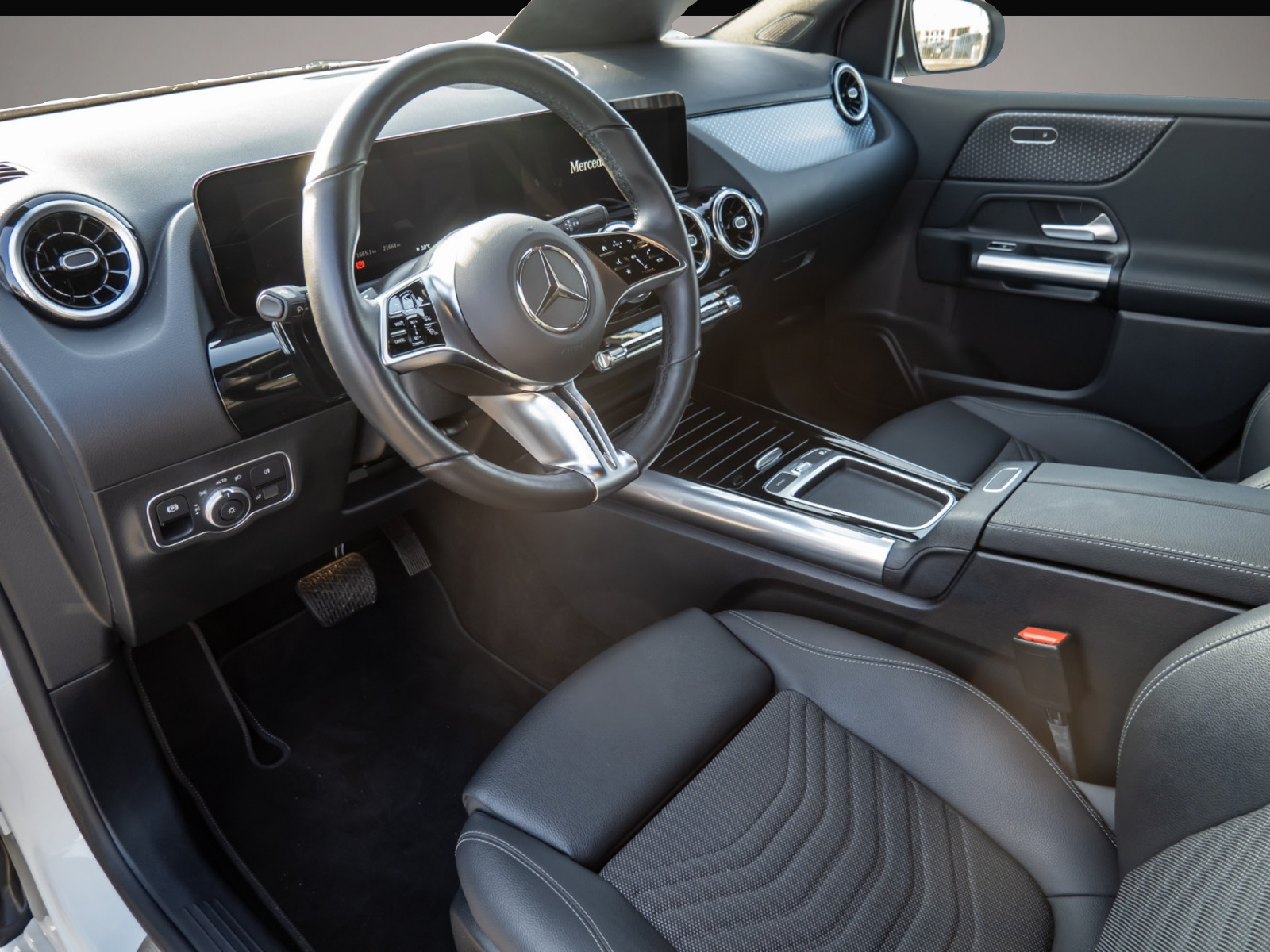 Mercedes-Benz B 250 (04/2025, Hybrid (Benzin/Elektro))