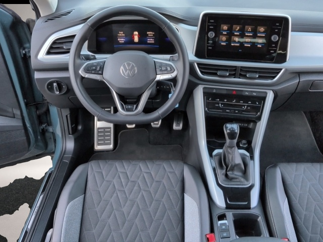 Volkswagen T-Roc (09/2025, Benzin)