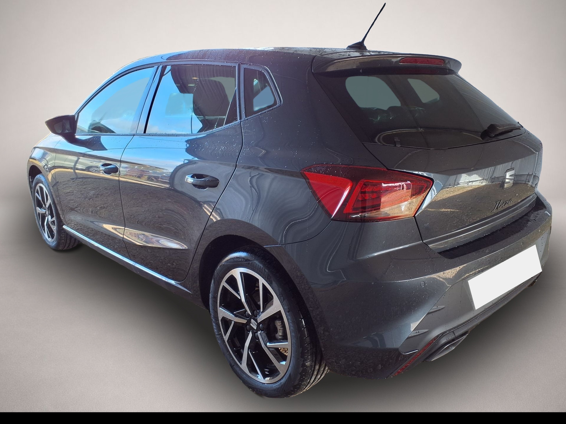 SEAT Ibiza, image 2 of 5