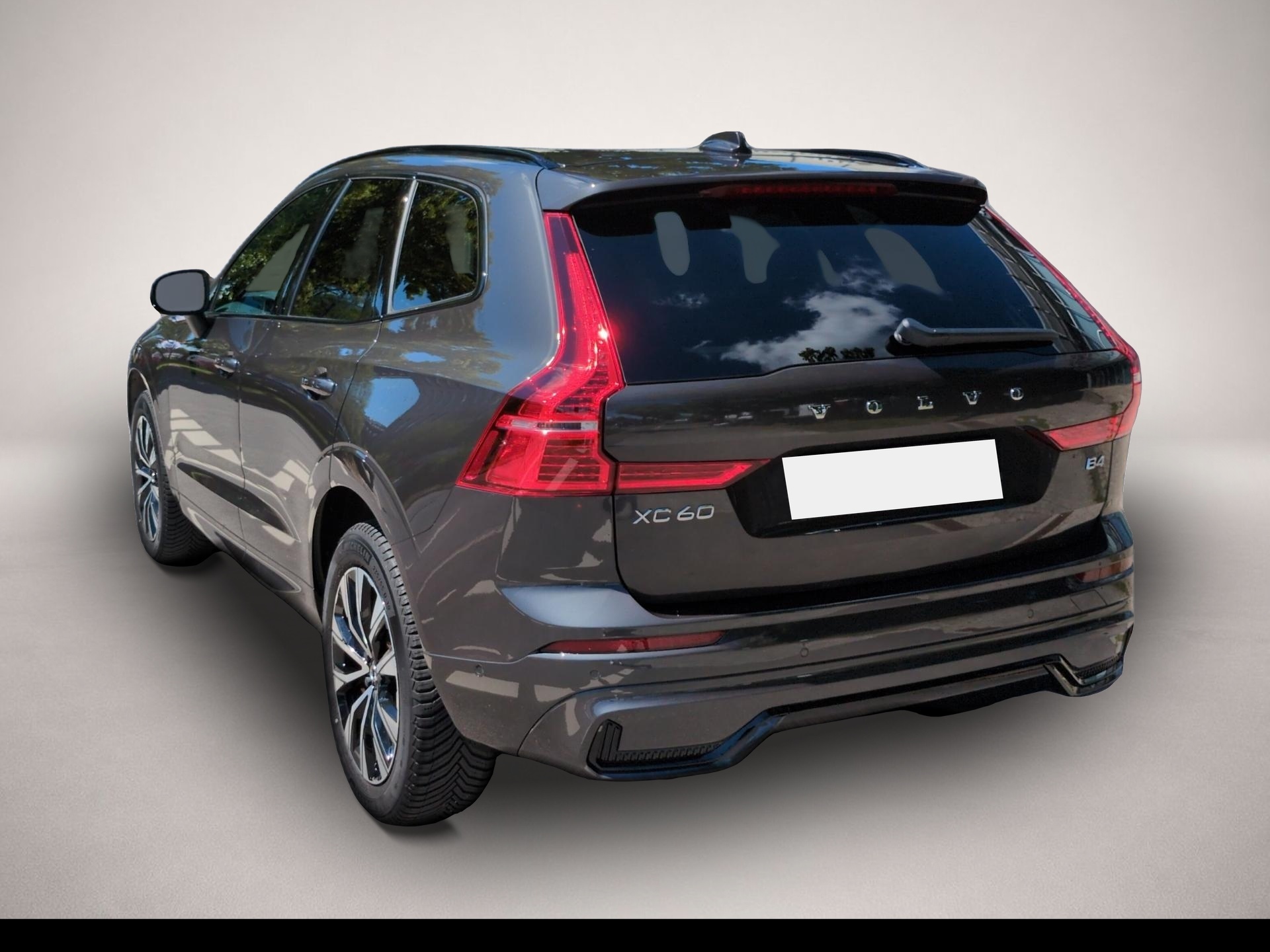 Volvo XC60 (02/2024, Benzin)