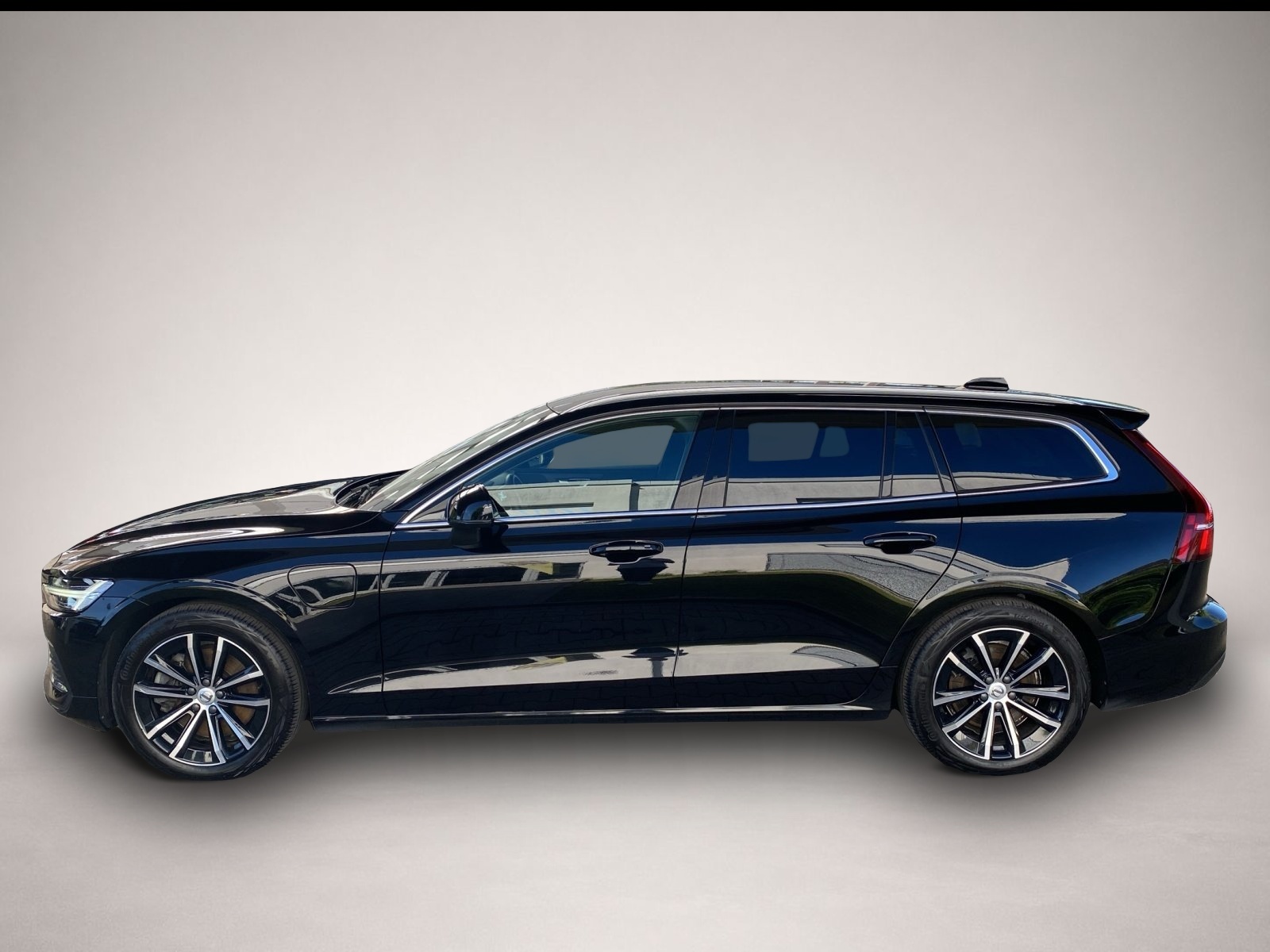 Volvo V60 (05/2023, )