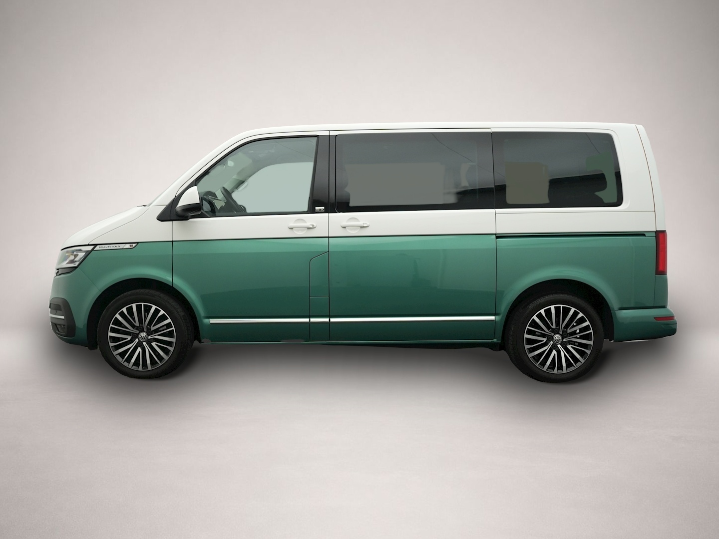 Volkswagen T6 Multivan (11/2022, Diesel)
