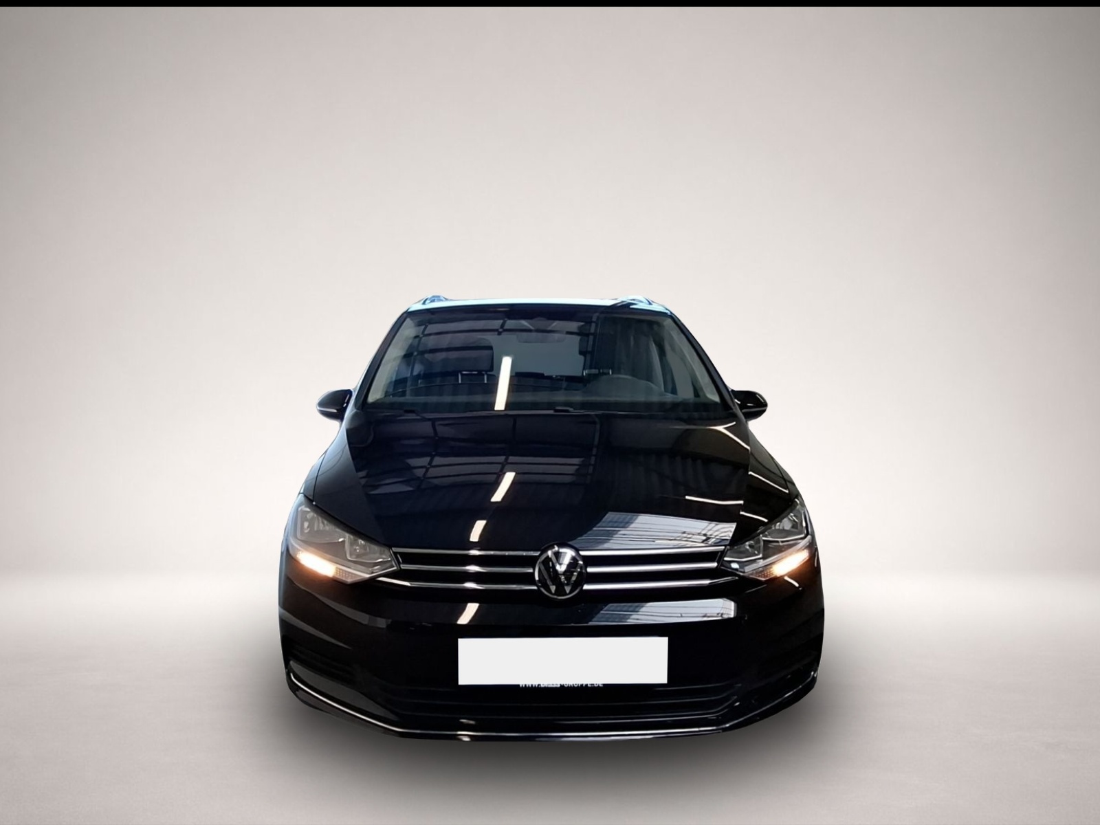 Volkswagen Touran (09/2025, Benzin)