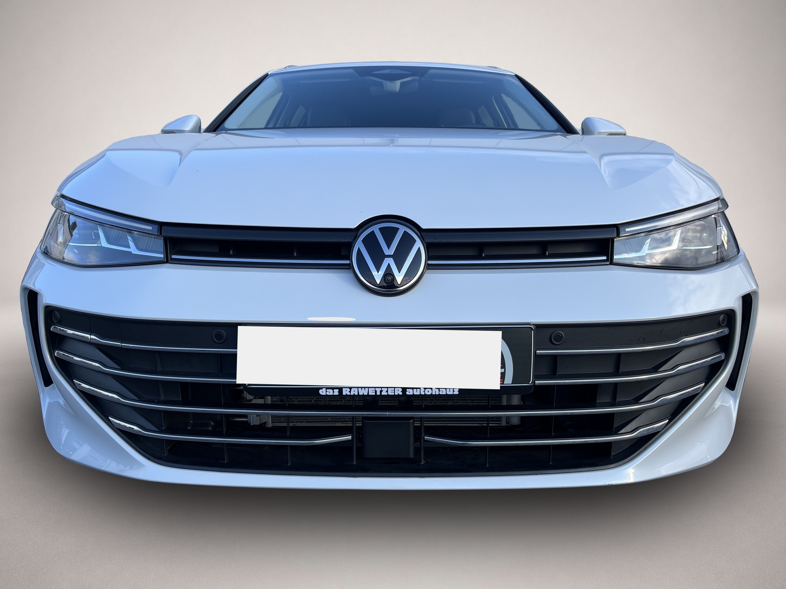 Volkswagen Passat Variant (09/2025, Benzin)