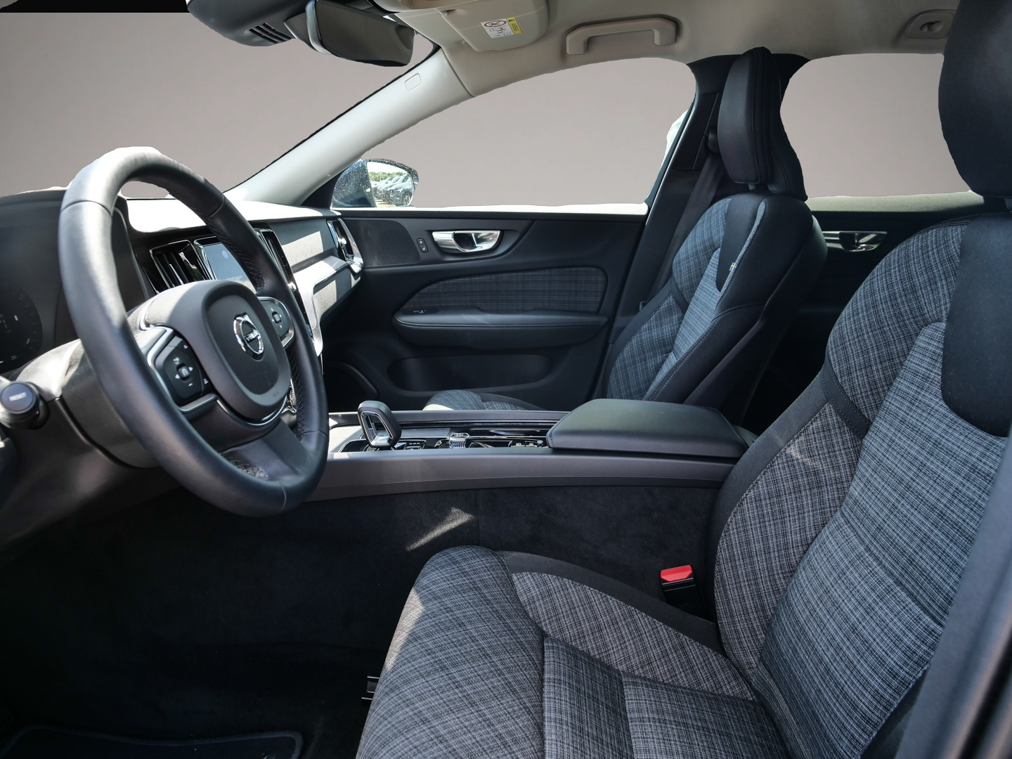 Volvo V60 (06/2024, Benzin)