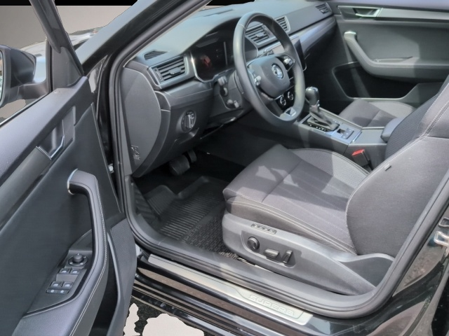 Skoda Superb (06/2023, Diesel)