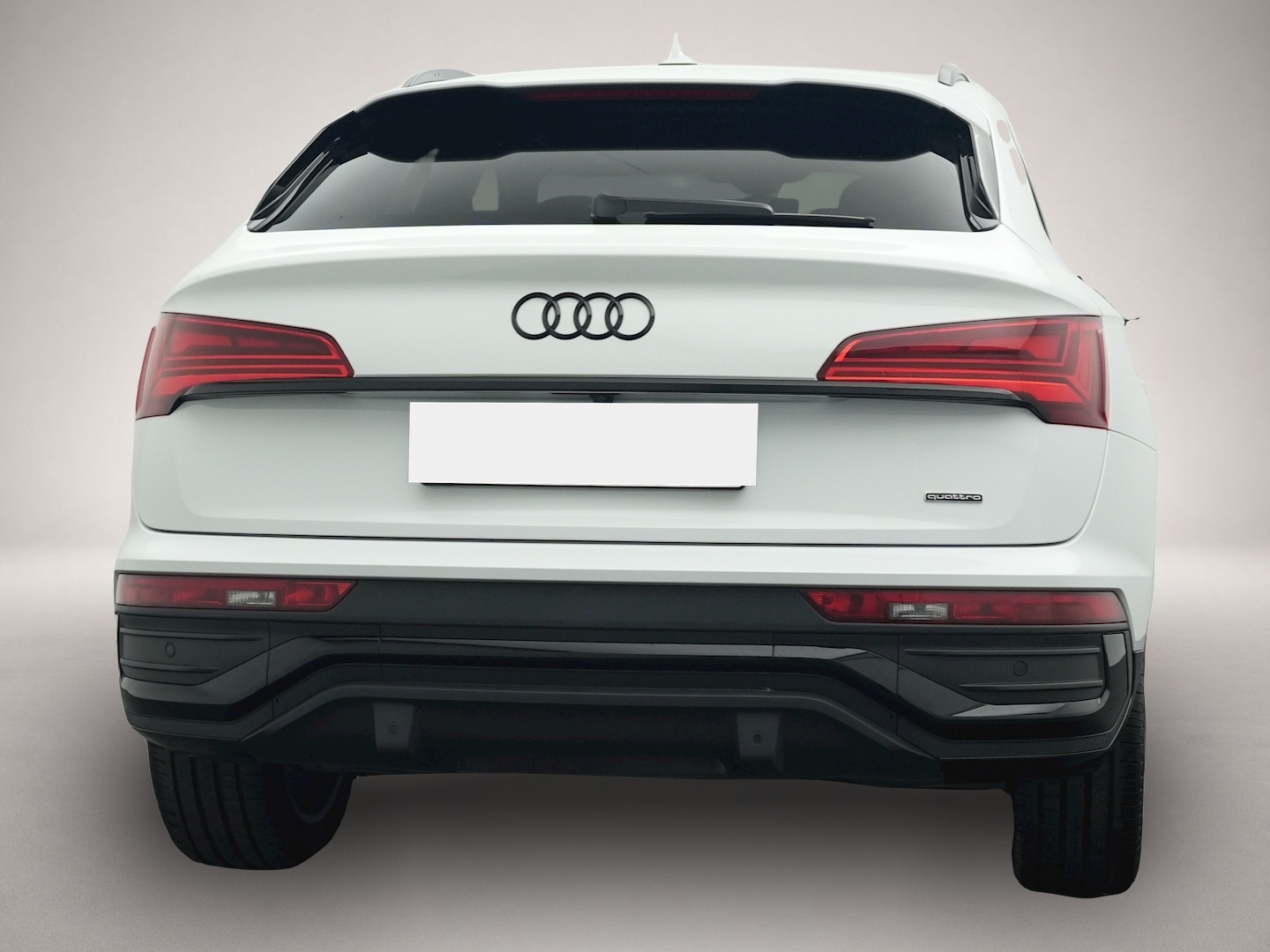 Audi quattro (08/2024, Benzin)