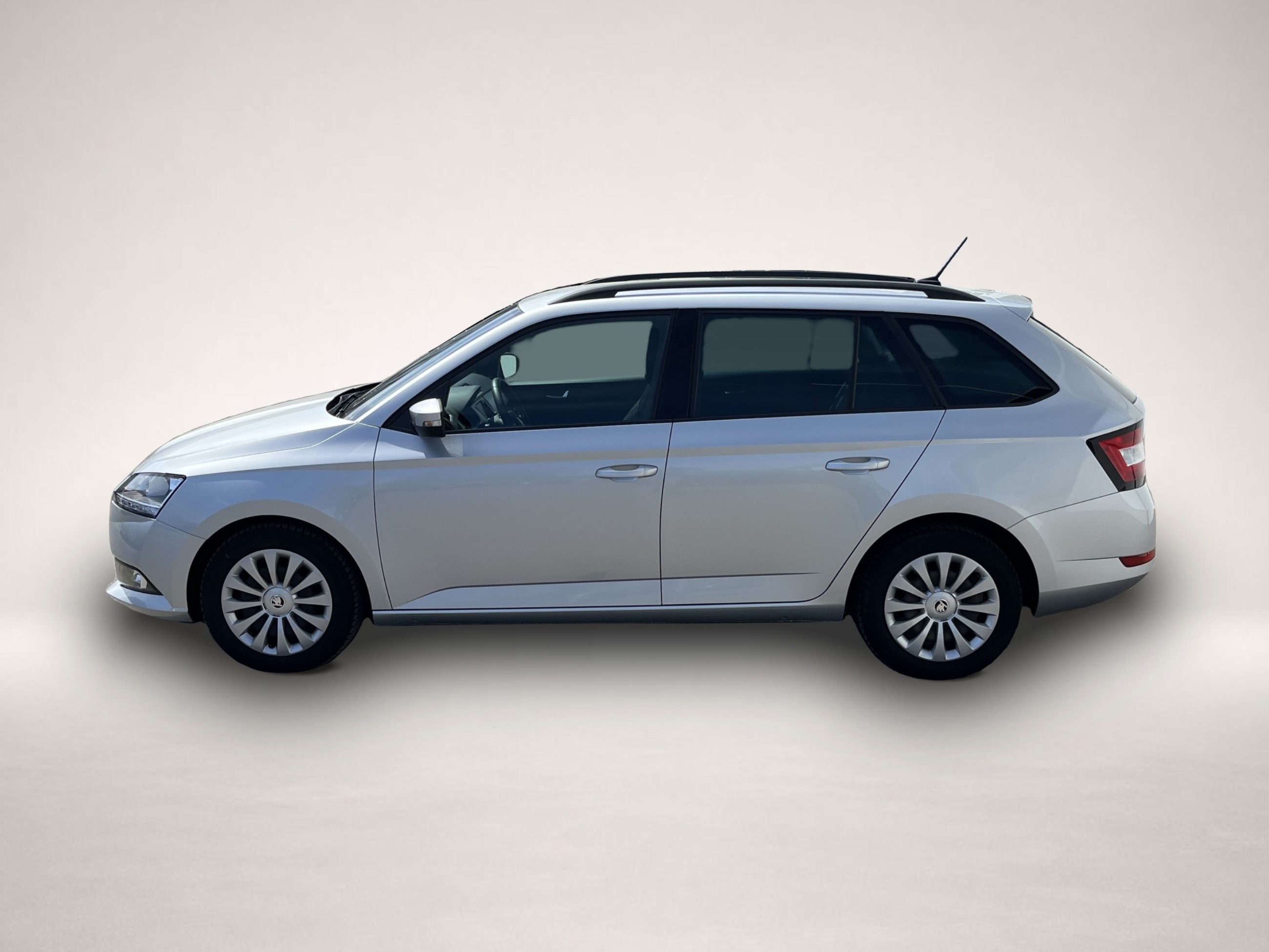 Skoda Fabia (09/2022, Benzin)
