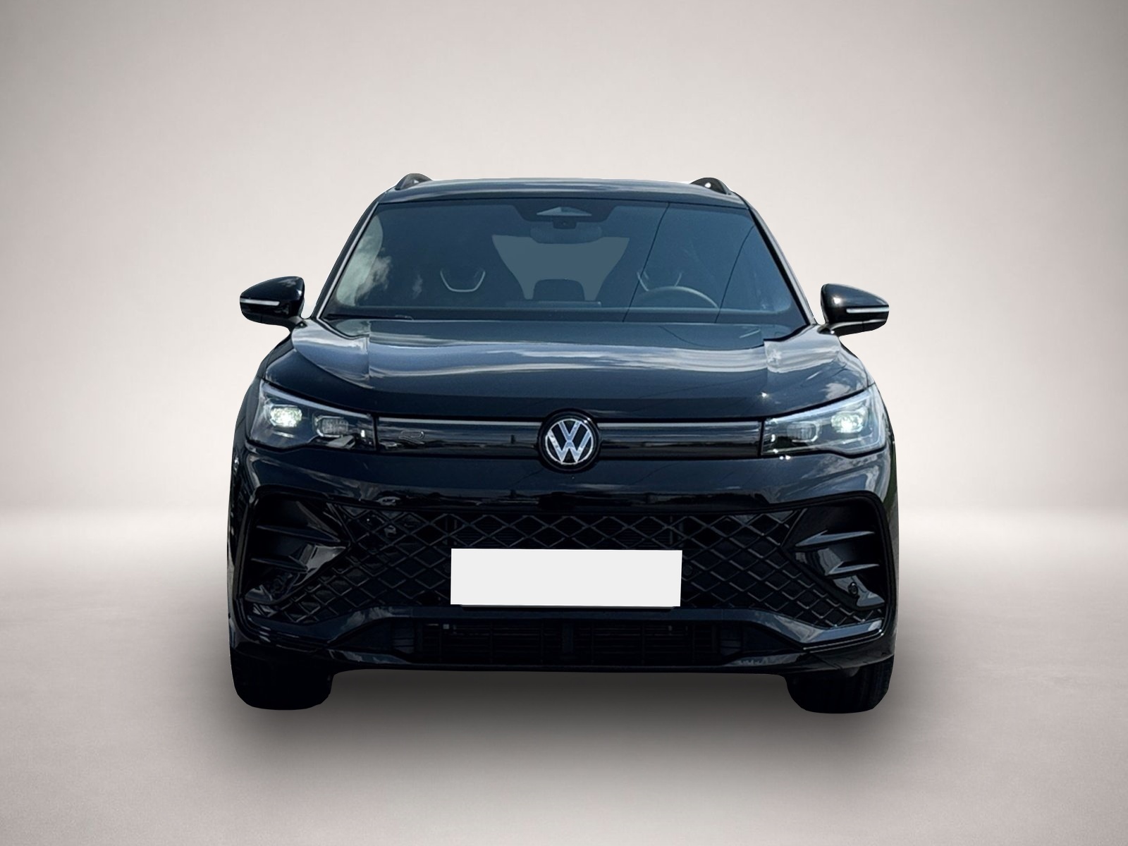 Volkswagen Tiguan (10/2025, Benzin)