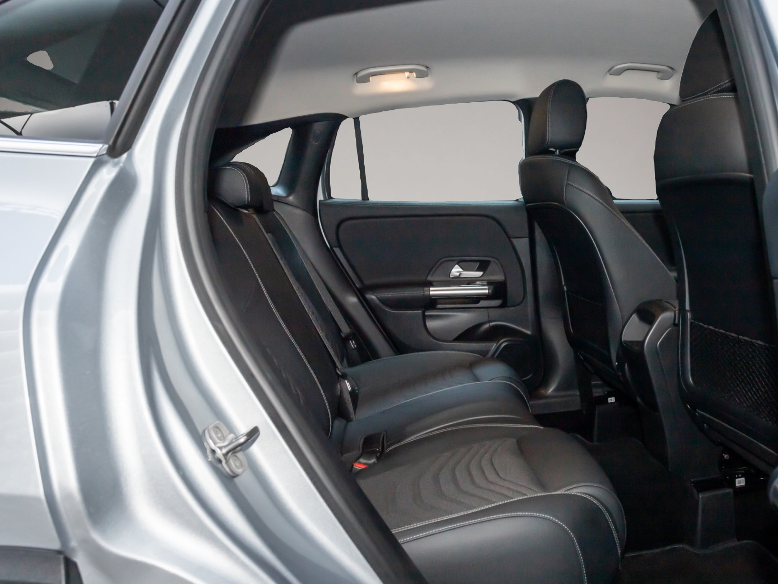 Mercedes-Benz GLA 250 (04/2025, Hybrid (Benzin/Elektro))