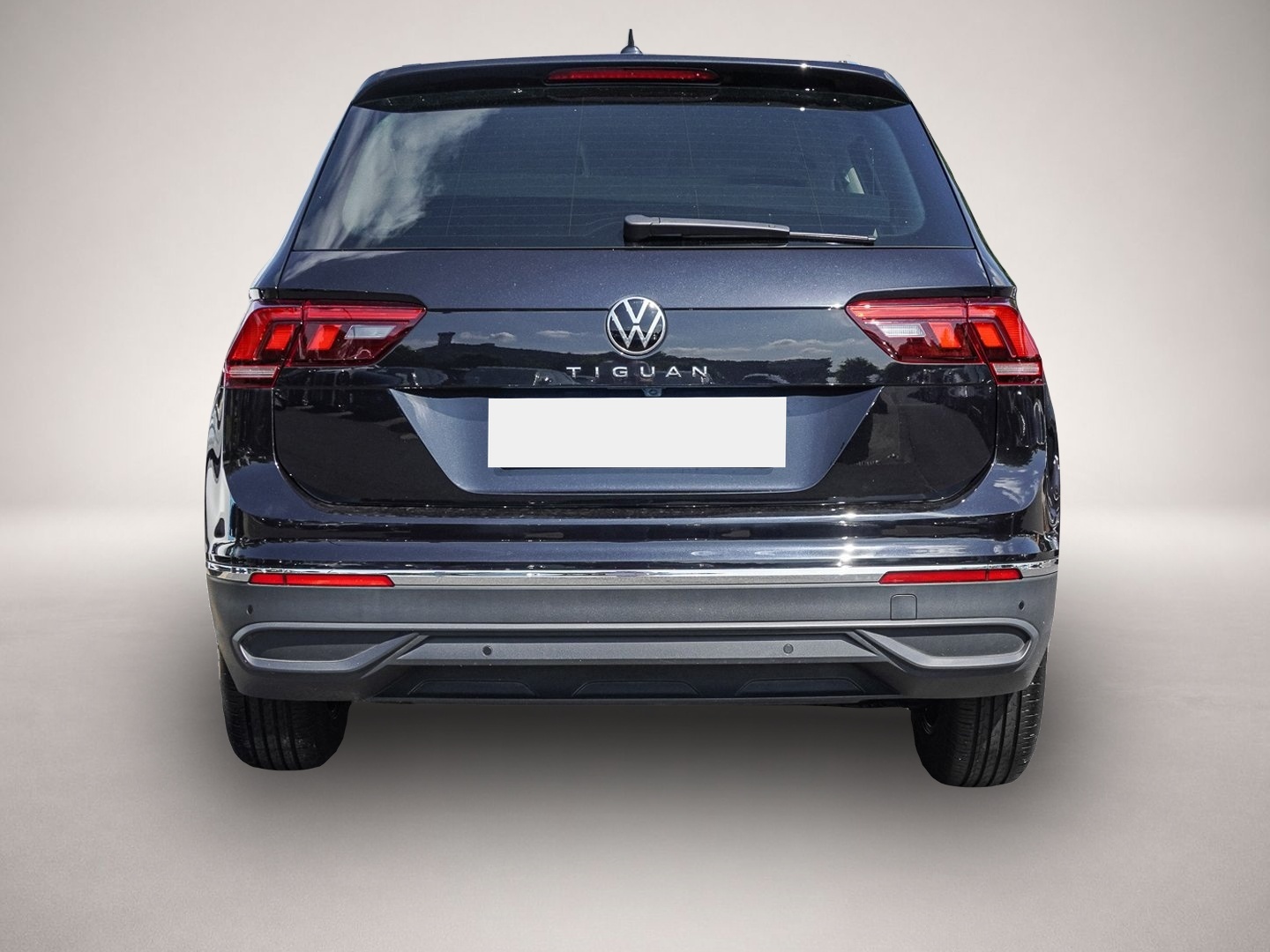 Volkswagen Tiguan (04/2023, Benzin)
