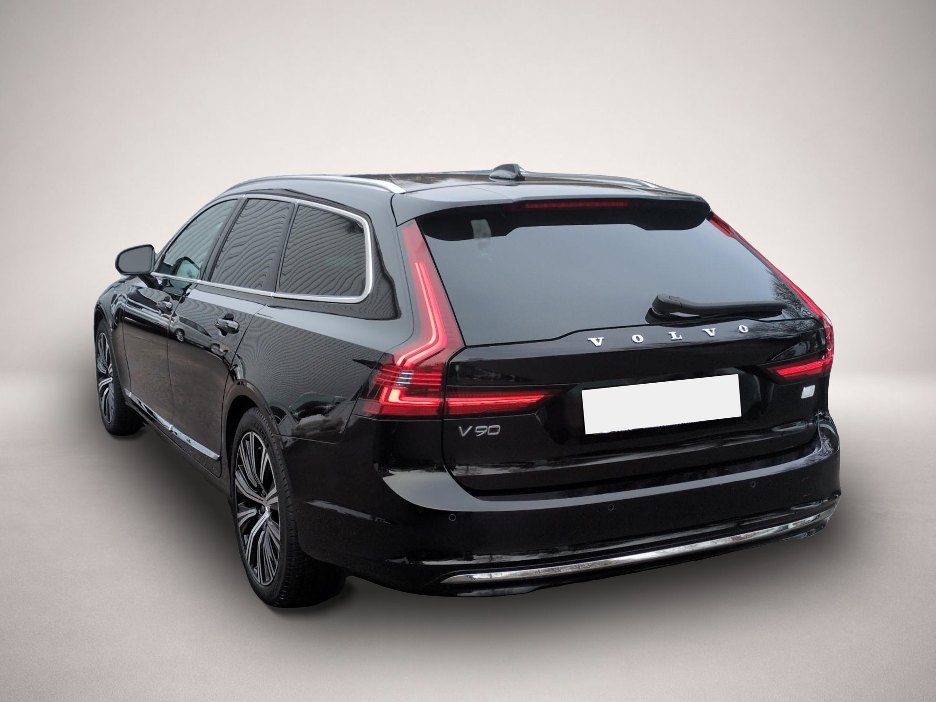 Volvo V90 (12/2022, Hybrid (Benzin/Elektro))