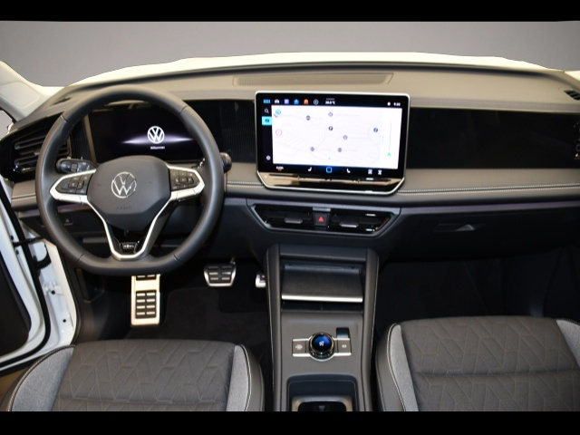Volkswagen Tiguan (08/2025, )