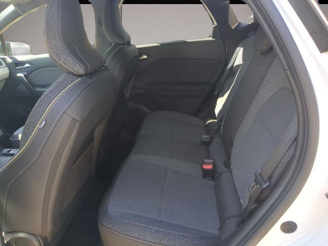 Renault Captur (03/2026, Benzin)