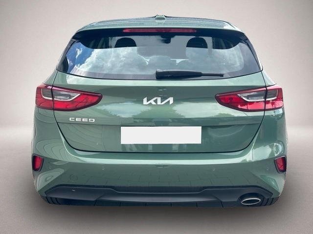 KIA cee'd / Ceed (12/2025, Benzin)
