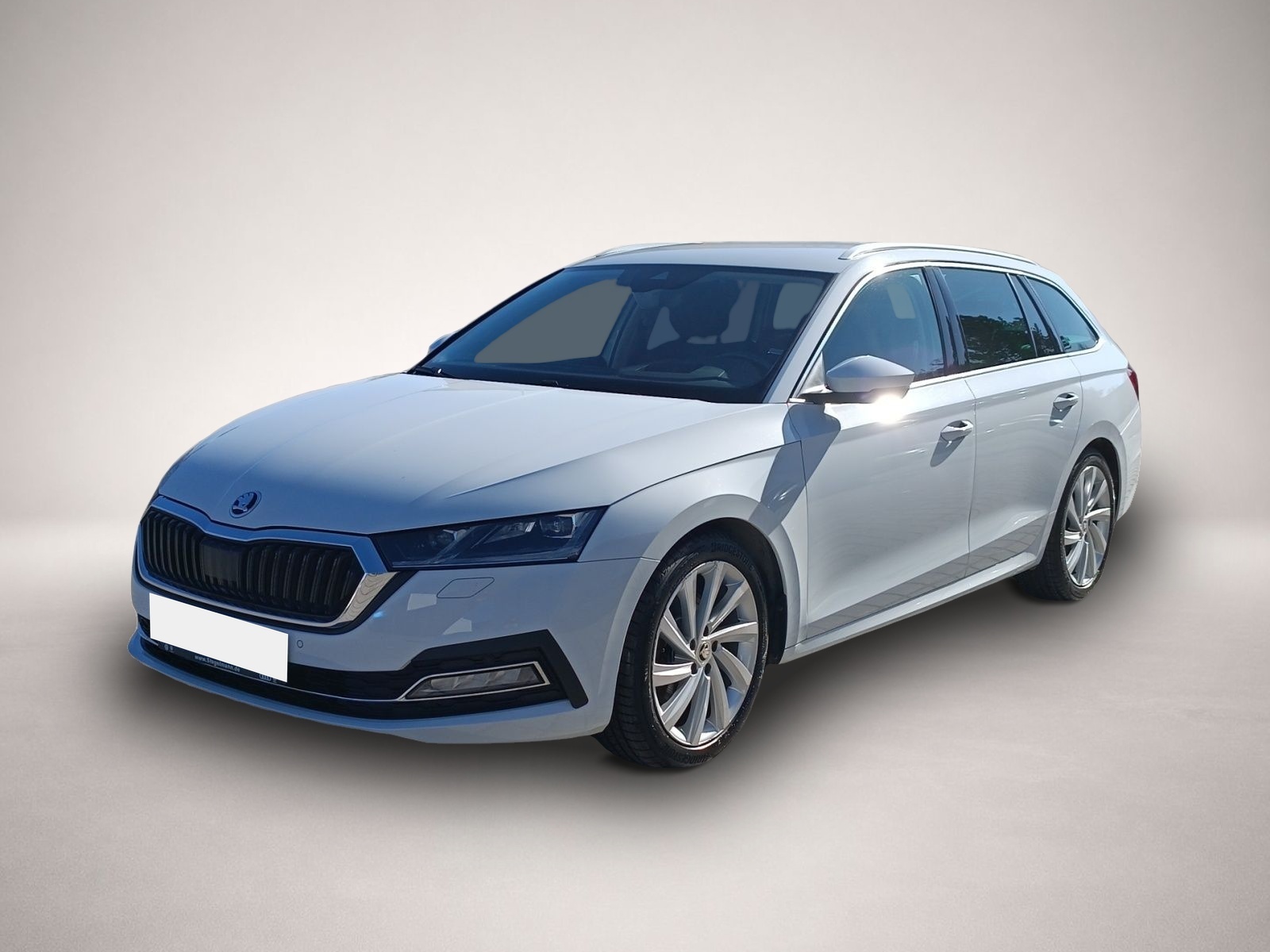 Skoda Octavia (06/2022, Benzin)