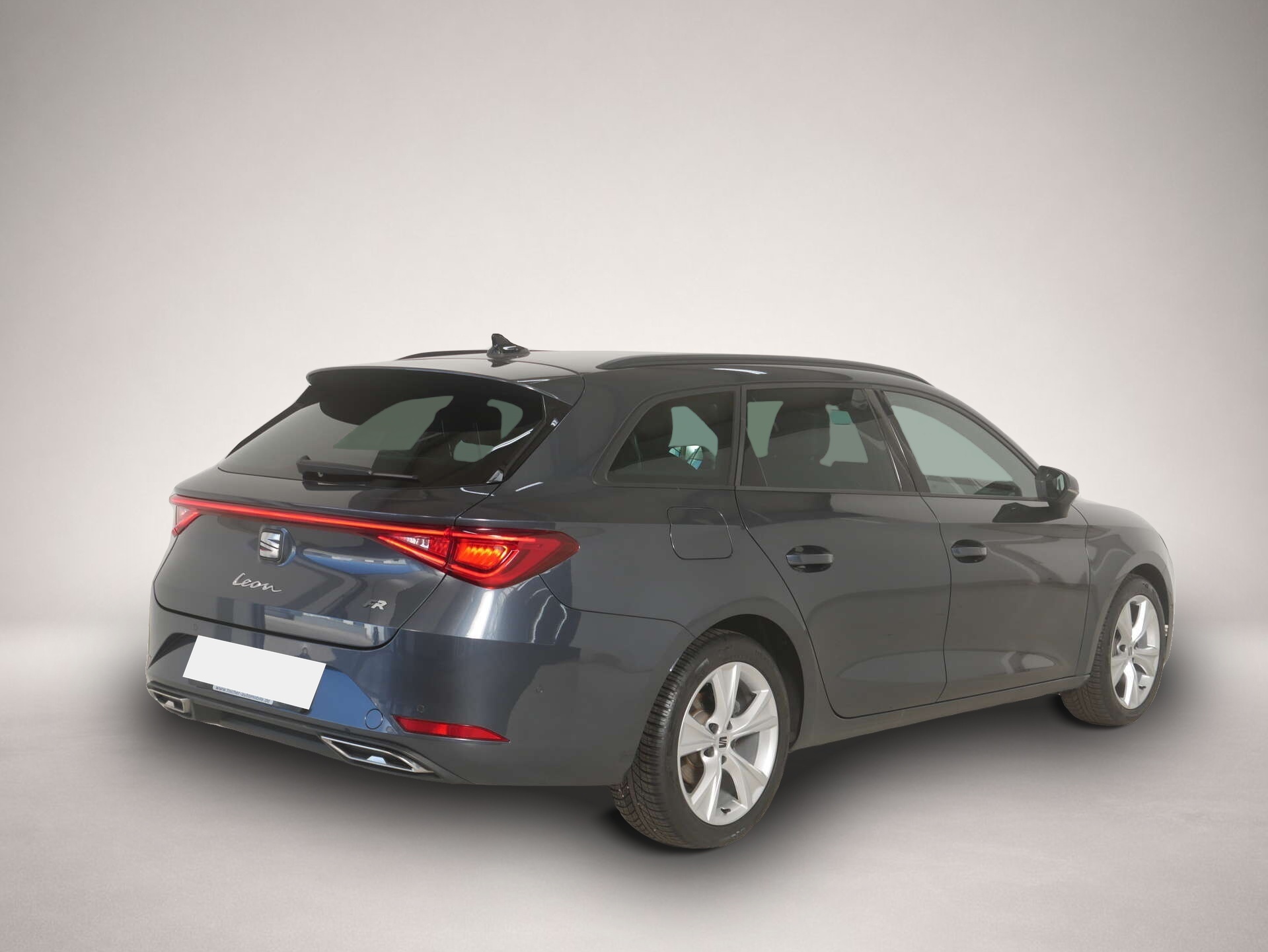 Seat Leon (06/2025, Benzin)