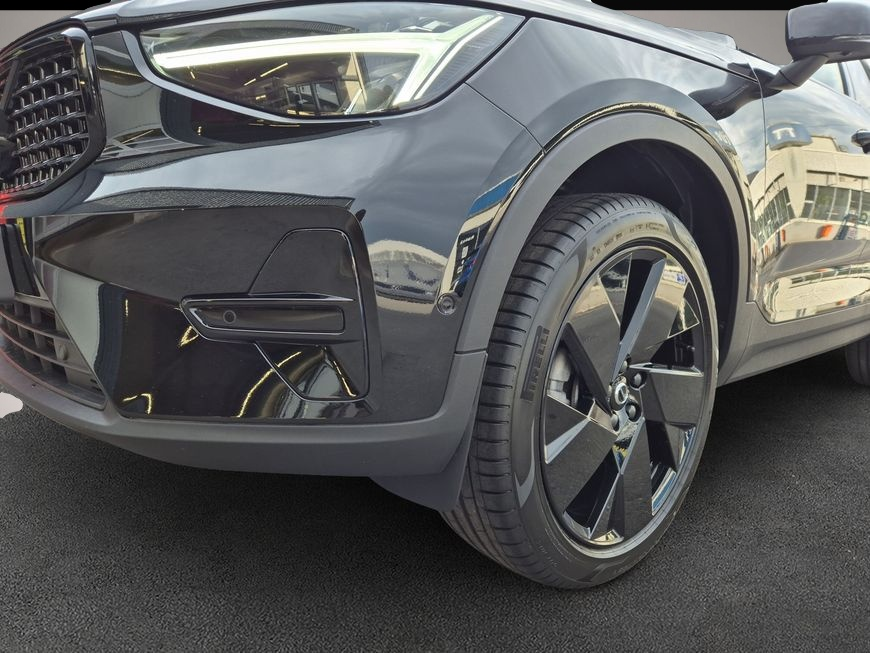 Volvo XC40 (07/2025, Benzin)