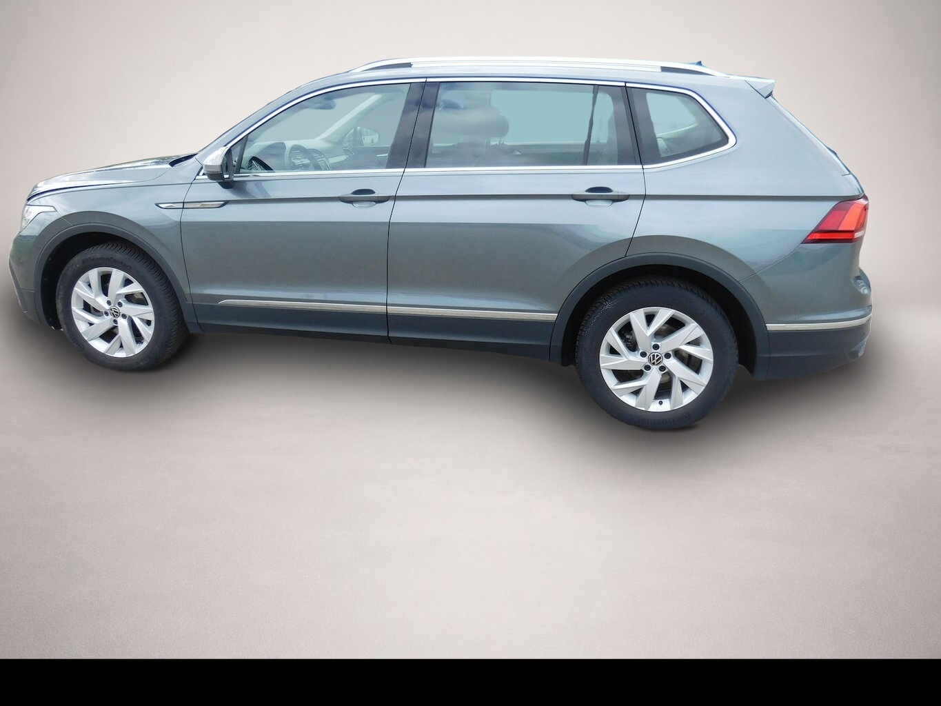 Volkswagen Tiguan Allspace (04/2025, Benzin)