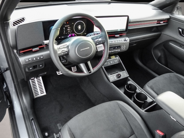 Hyundai KONA (02/2026, Benzin)