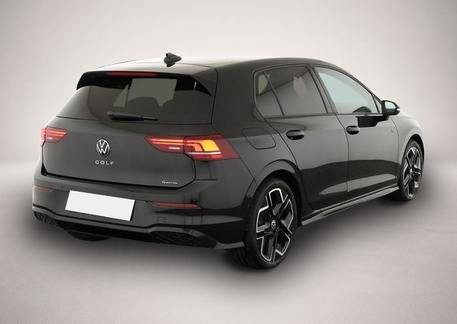 Volkswagen Golf (08/2026, Benzin)