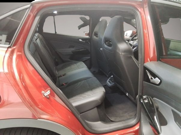 Volkswagen ID.5 (10/2025, ELECTRIC)