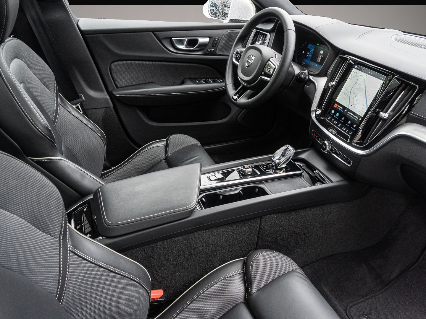 Volvo V60 Cross Country (03/2024, )