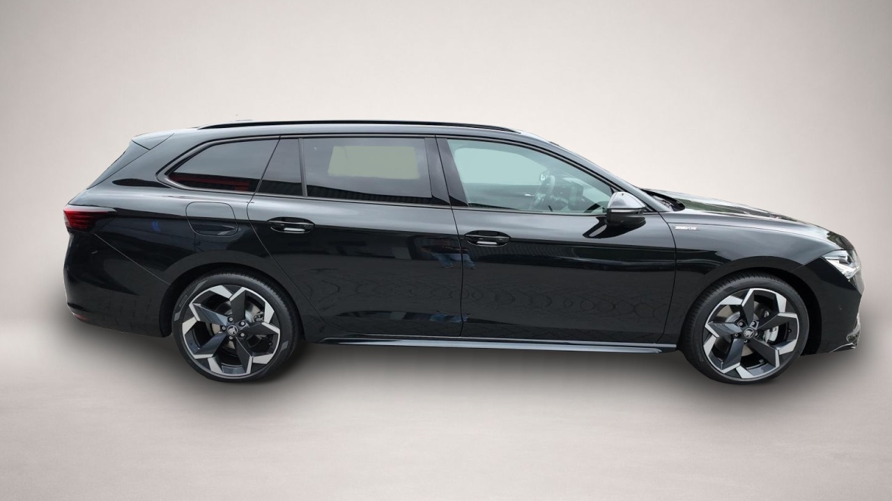 Skoda Superb (05/2025, Diesel)