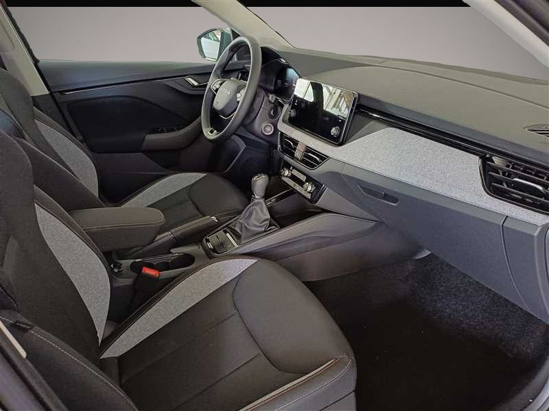 Skoda Scala (02/2026, Benzin)