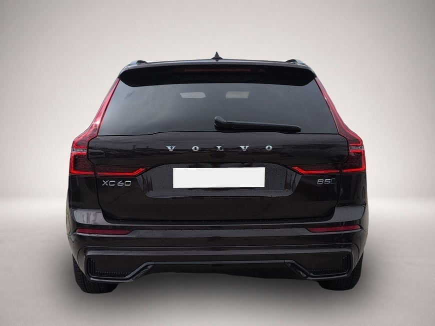 Volvo XC60 (12/2025, Benzin)