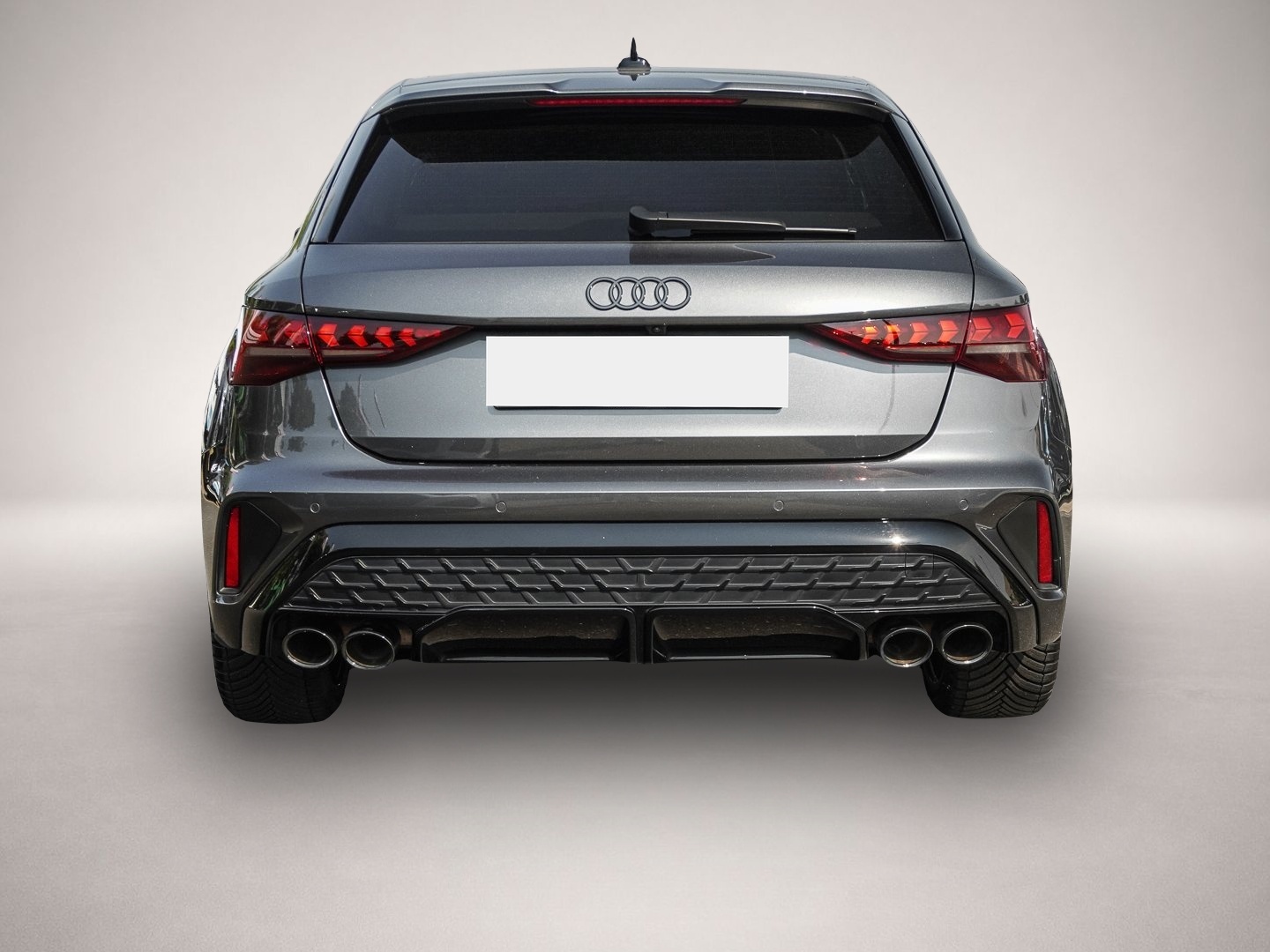 Audi quattro (03/2025, )