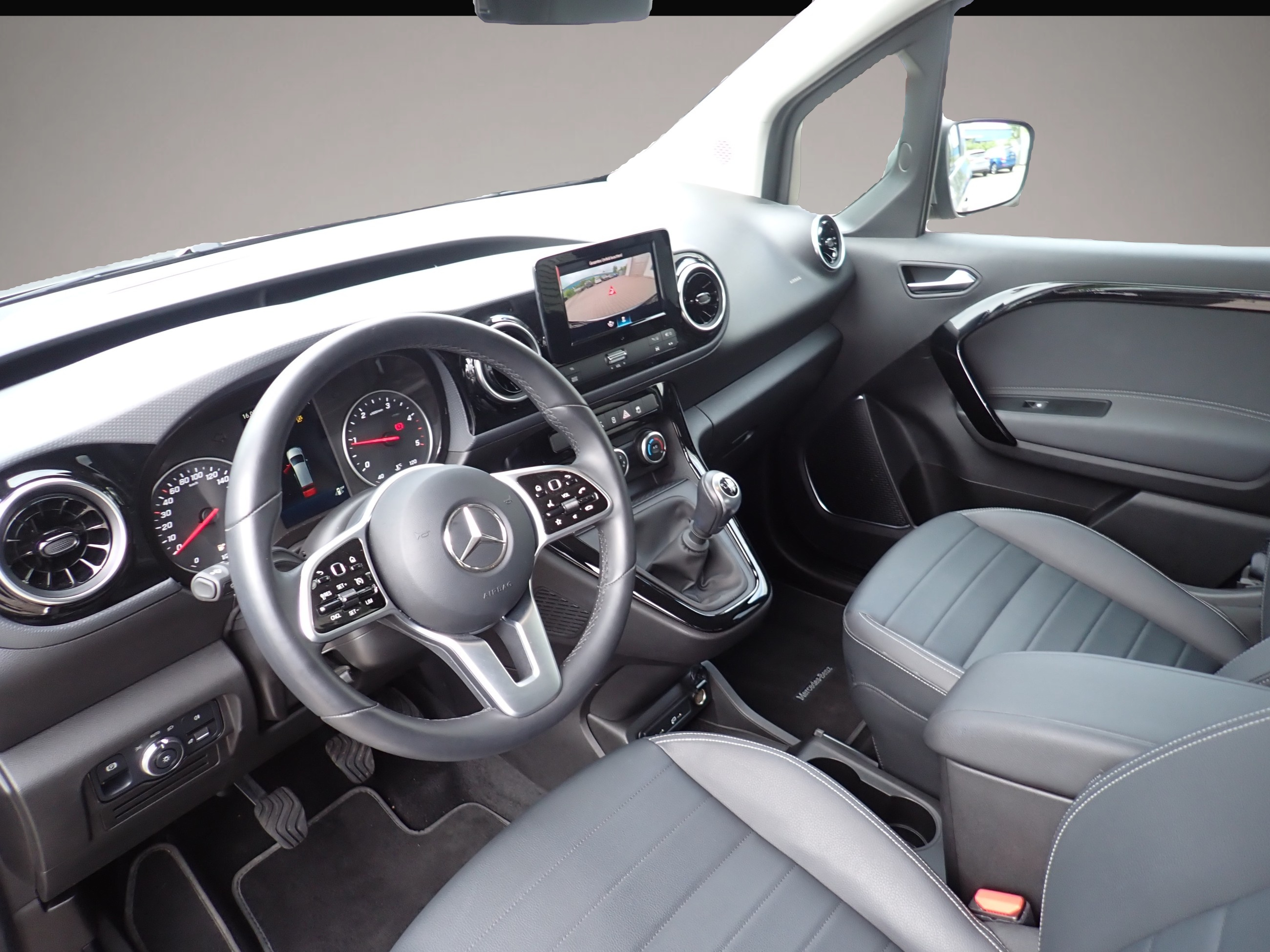 Mercedes-Benz T-Class (06/2023, )