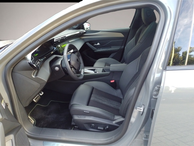 Peugeot 308 (05/2025, Benzin)