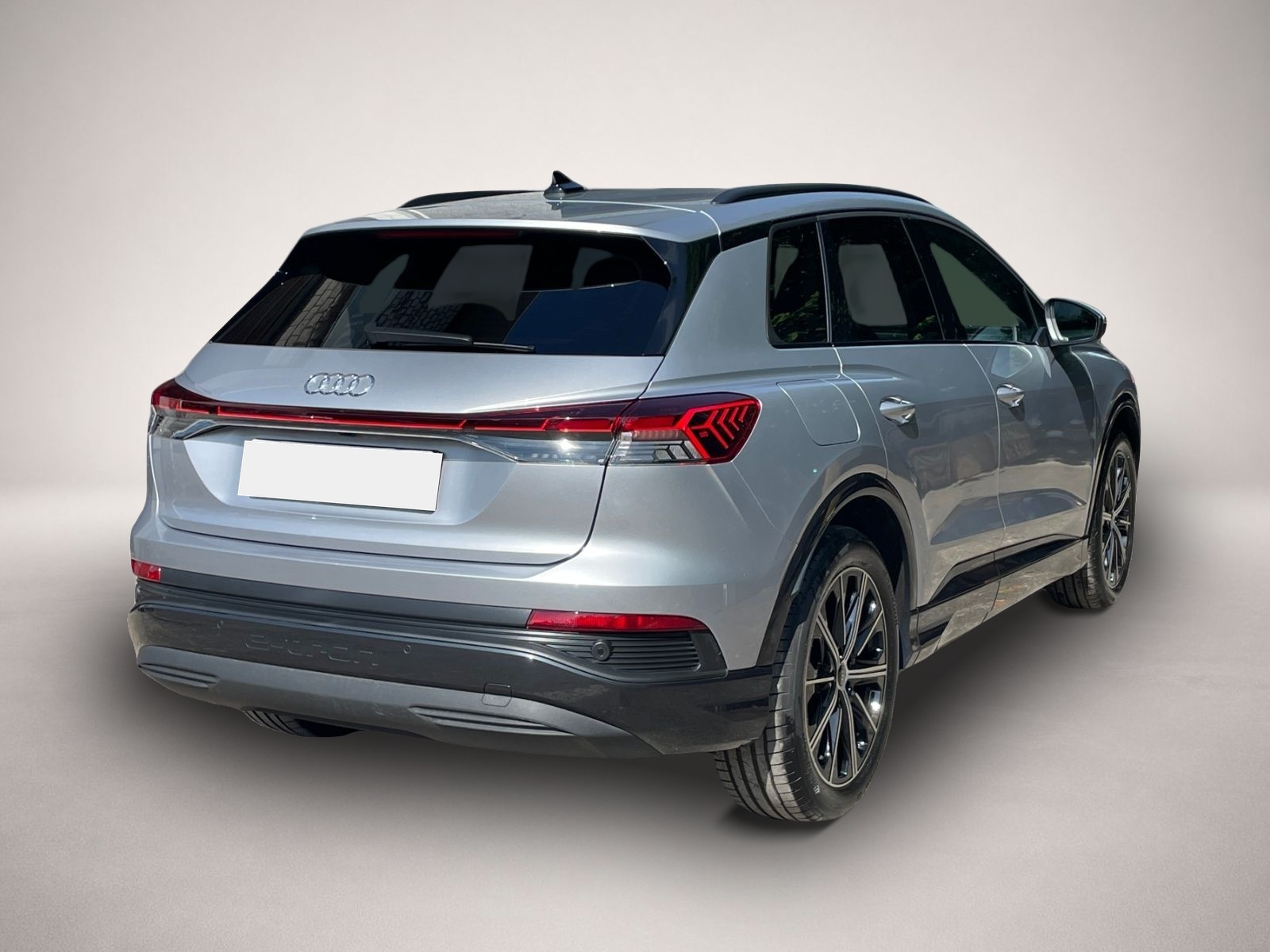 Audi Q4 e-tron (09/2025, ELECTRIC)