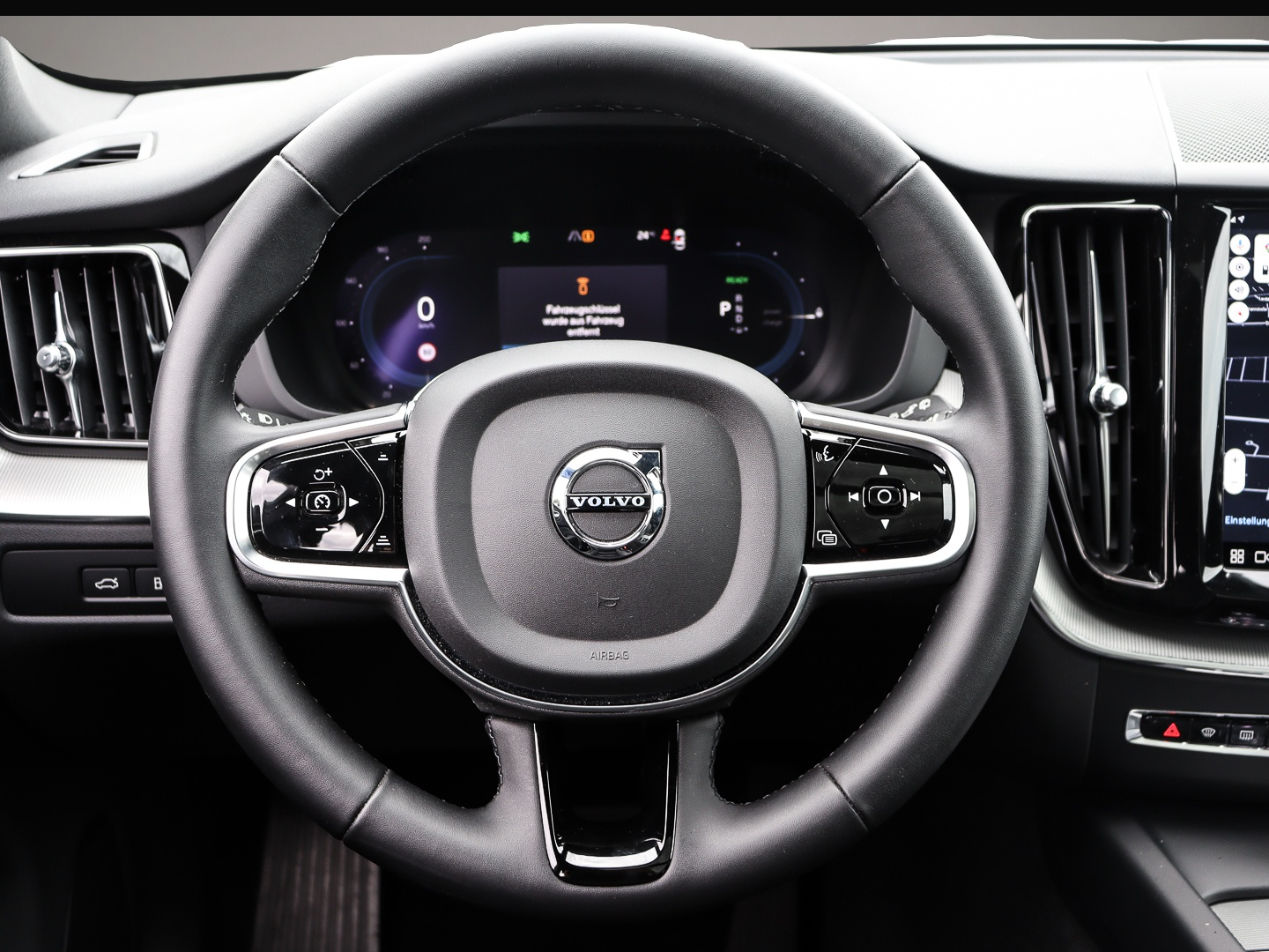 Volvo XC60 (04/2024, Hybrid (Benzin/Elektro))