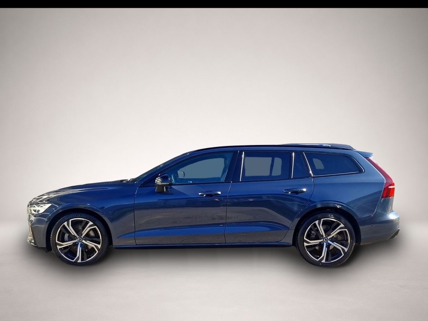Volvo V60 (06/2025, Benzin)