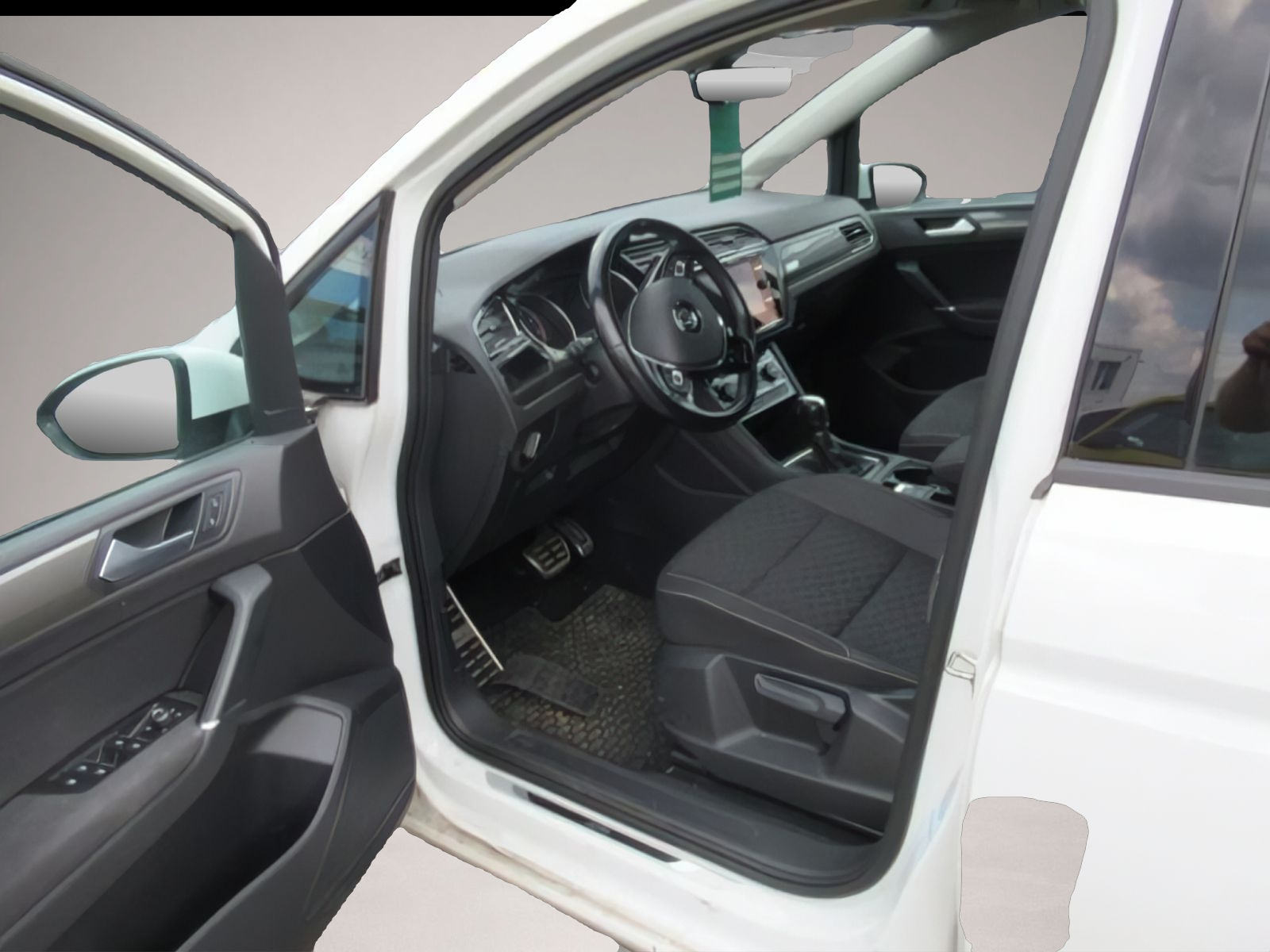 Volkswagen Touran (06/2018, Benzin)