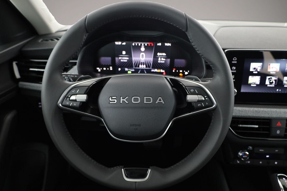 Skoda Kamiq (06/2026, Benzin)