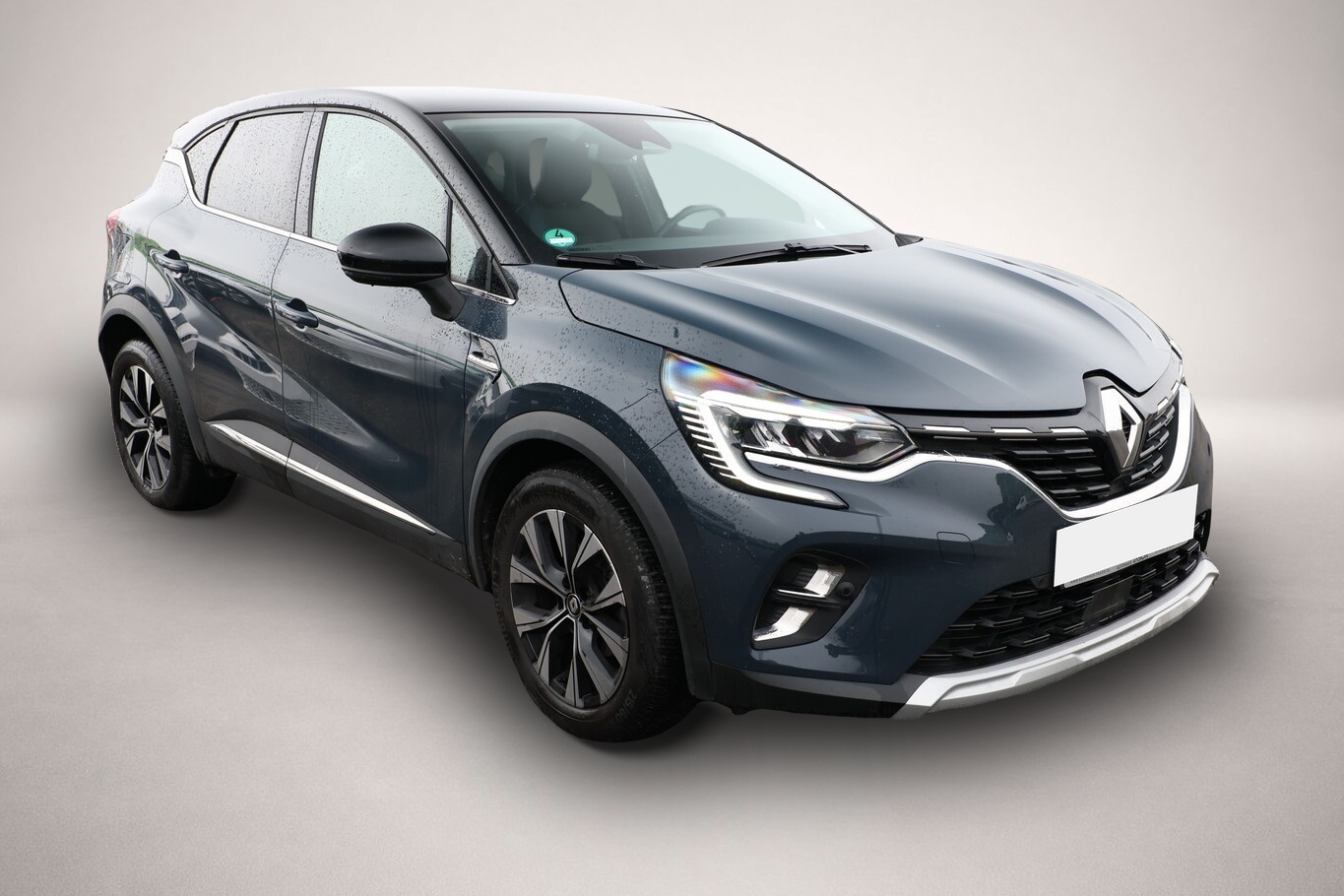 Renault Captur (04/2023, Benzin)