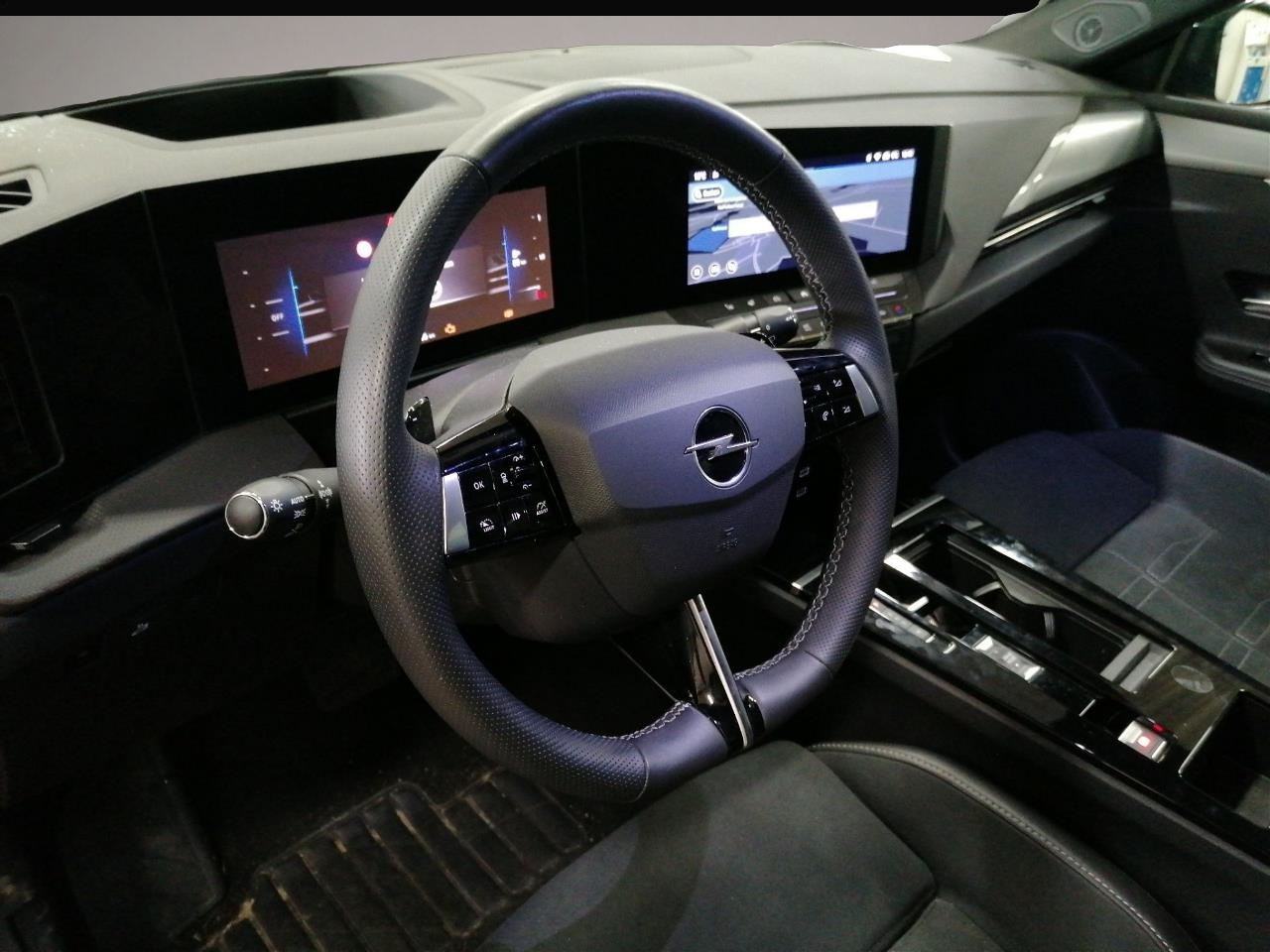 Opel Astra (04/2025, )