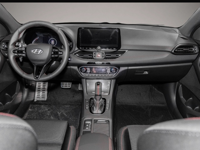 Hyundai i30 (02/2026, Benzin)
