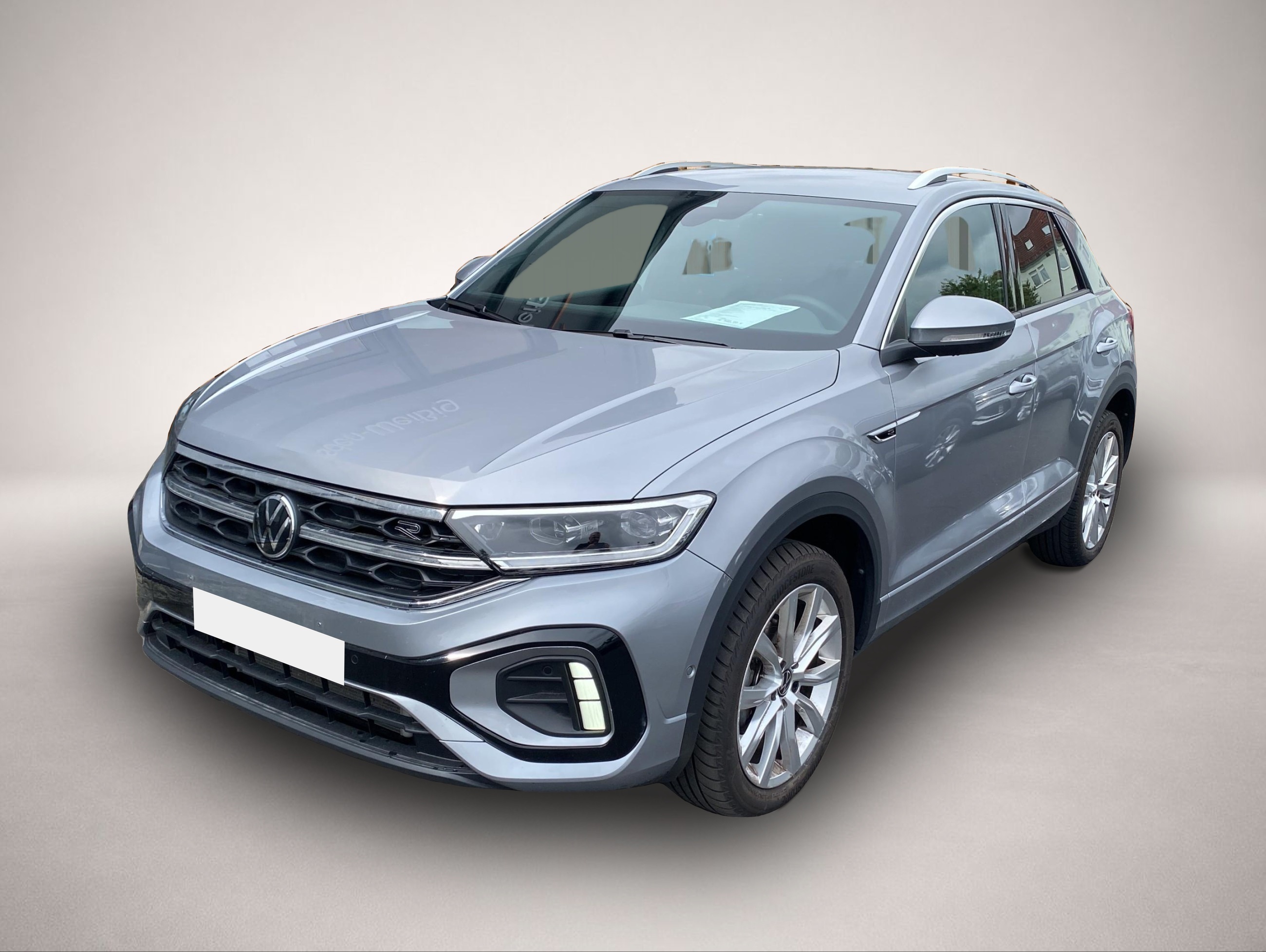 Volkswagen T-Roc (06/2025, Benzin)