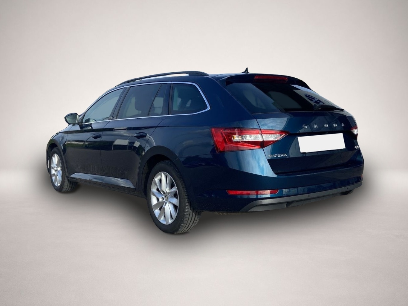 Skoda Superb (06/2022, )