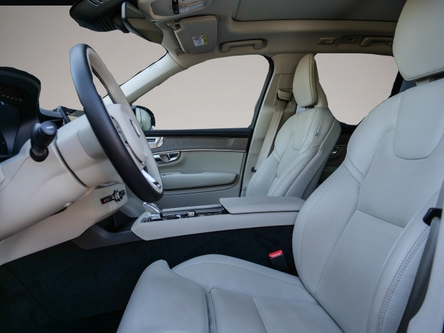 Volvo XC90 (06/2025, Hybrid (Benzin/Elektro))
