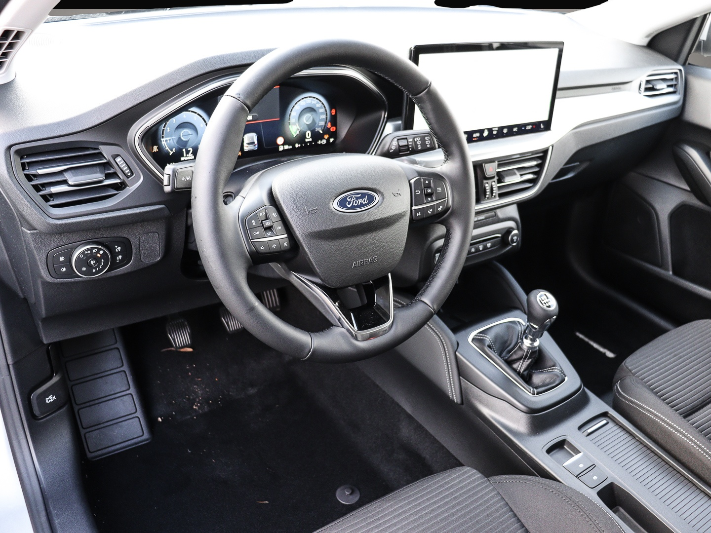 Ford Focus (01/2026, Benzin)