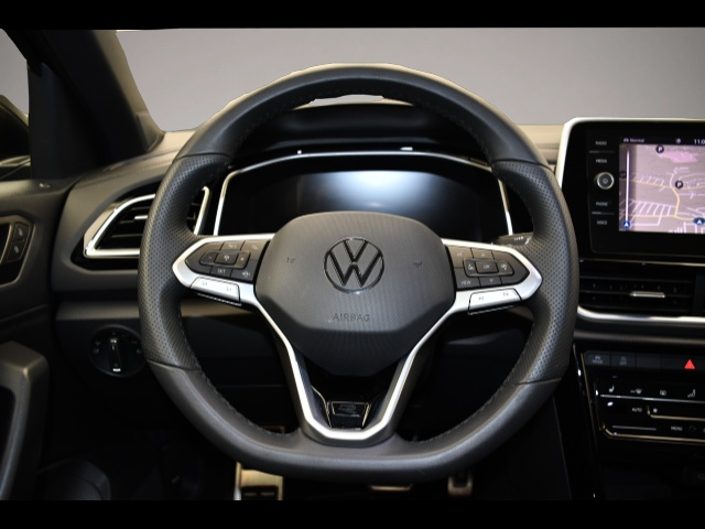 Volkswagen T-Roc (11/2025, Benzin)