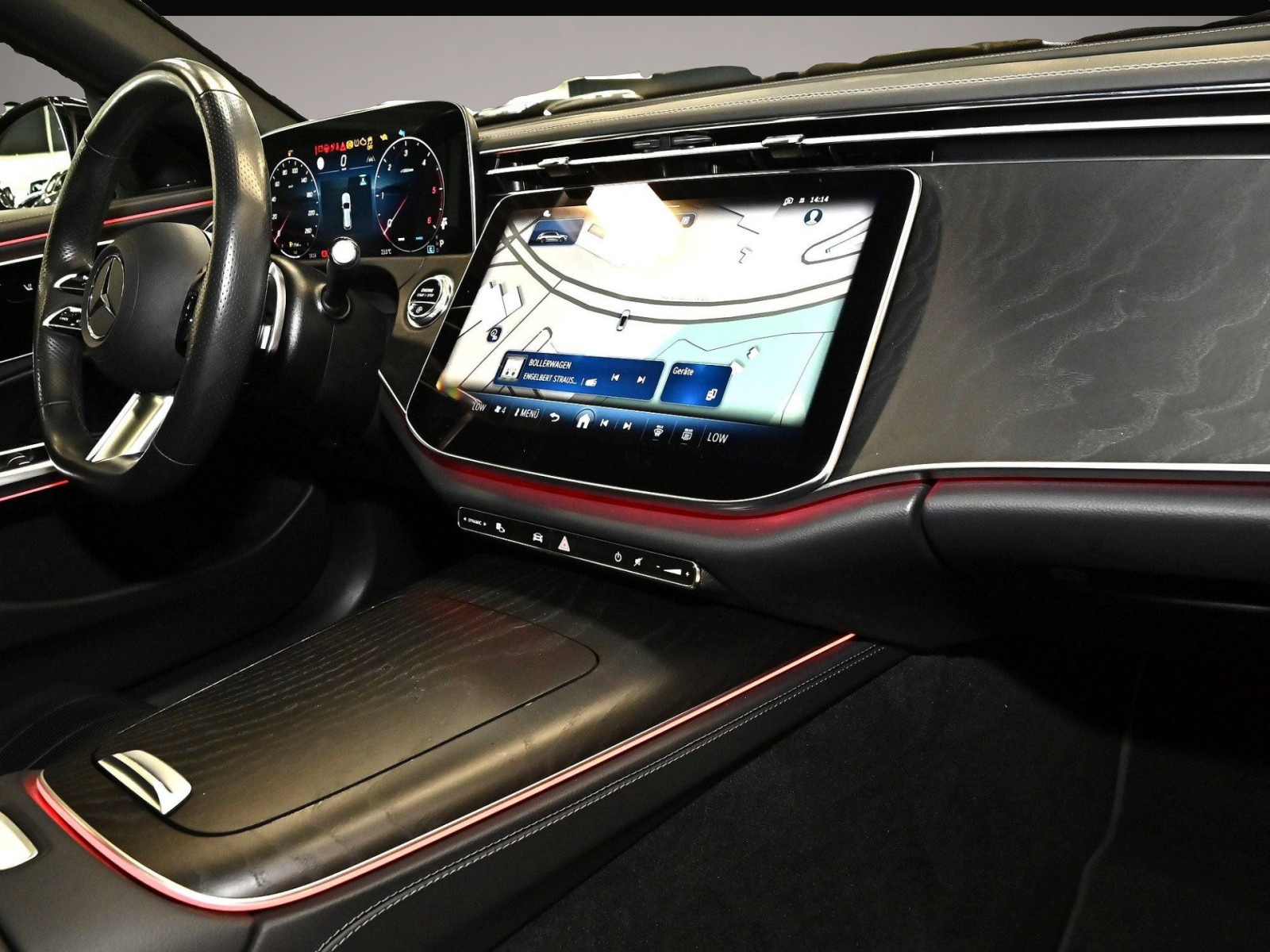 Mercedes-Benz E 220 (11/2023, Diesel)