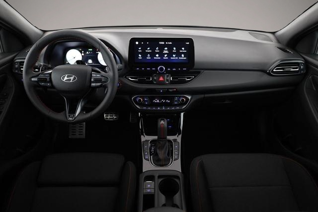 Hyundai i30 (08/2026, Benzin)