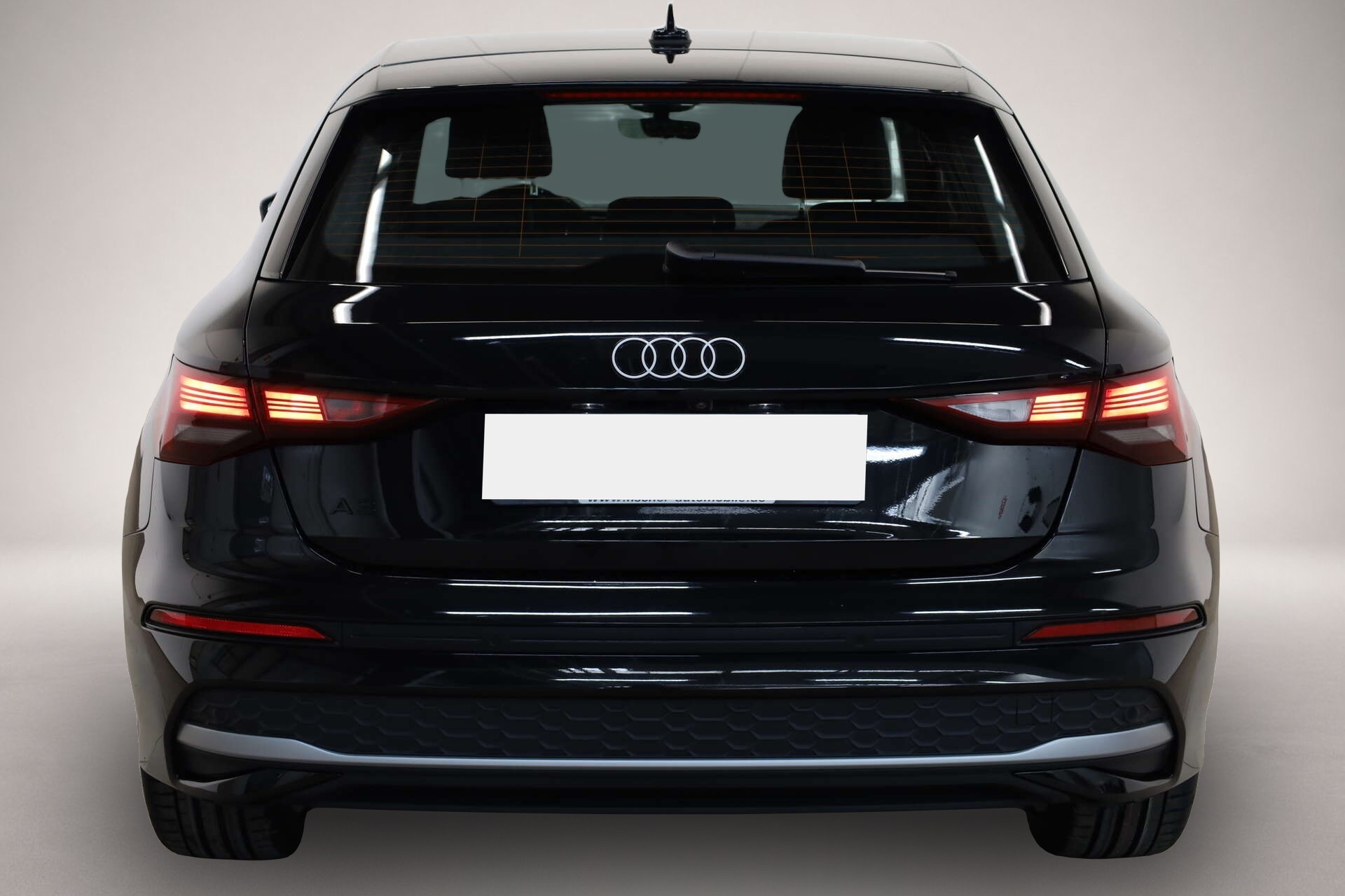 Audi A3 (07/2025, Benzin)
