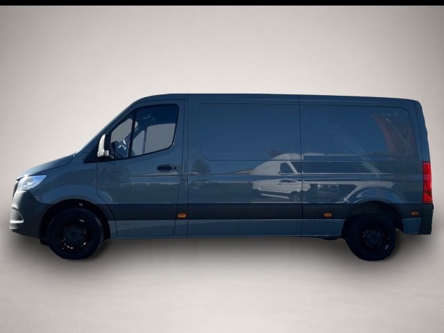 Mercedes-Benz Other (12/2023, Diesel)